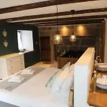 Firmin Et Melanie Holiday home Saint-Urcize