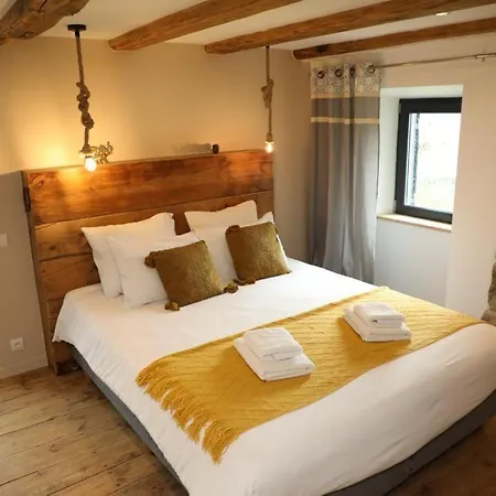 Firmin Et Melanie Saint-Urcize