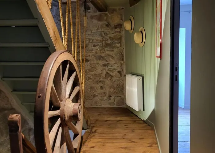 Firmin Et Melanie * Saint-Urcize